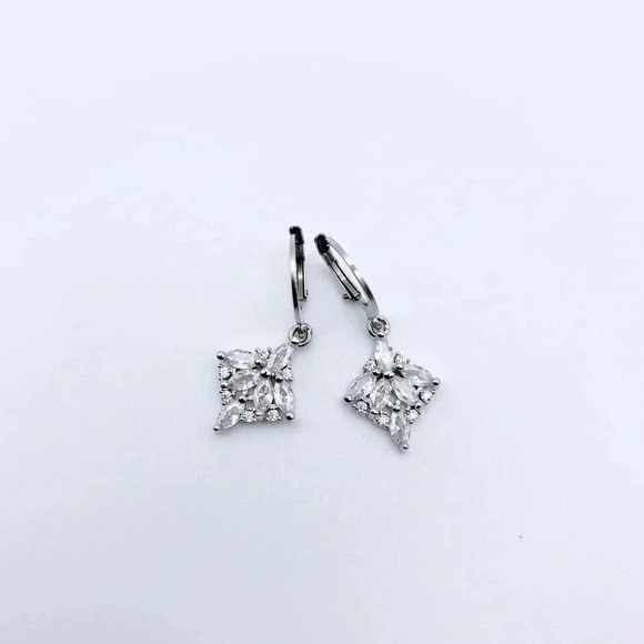 SILVER Hoops Earrings - Picture 2 of 2